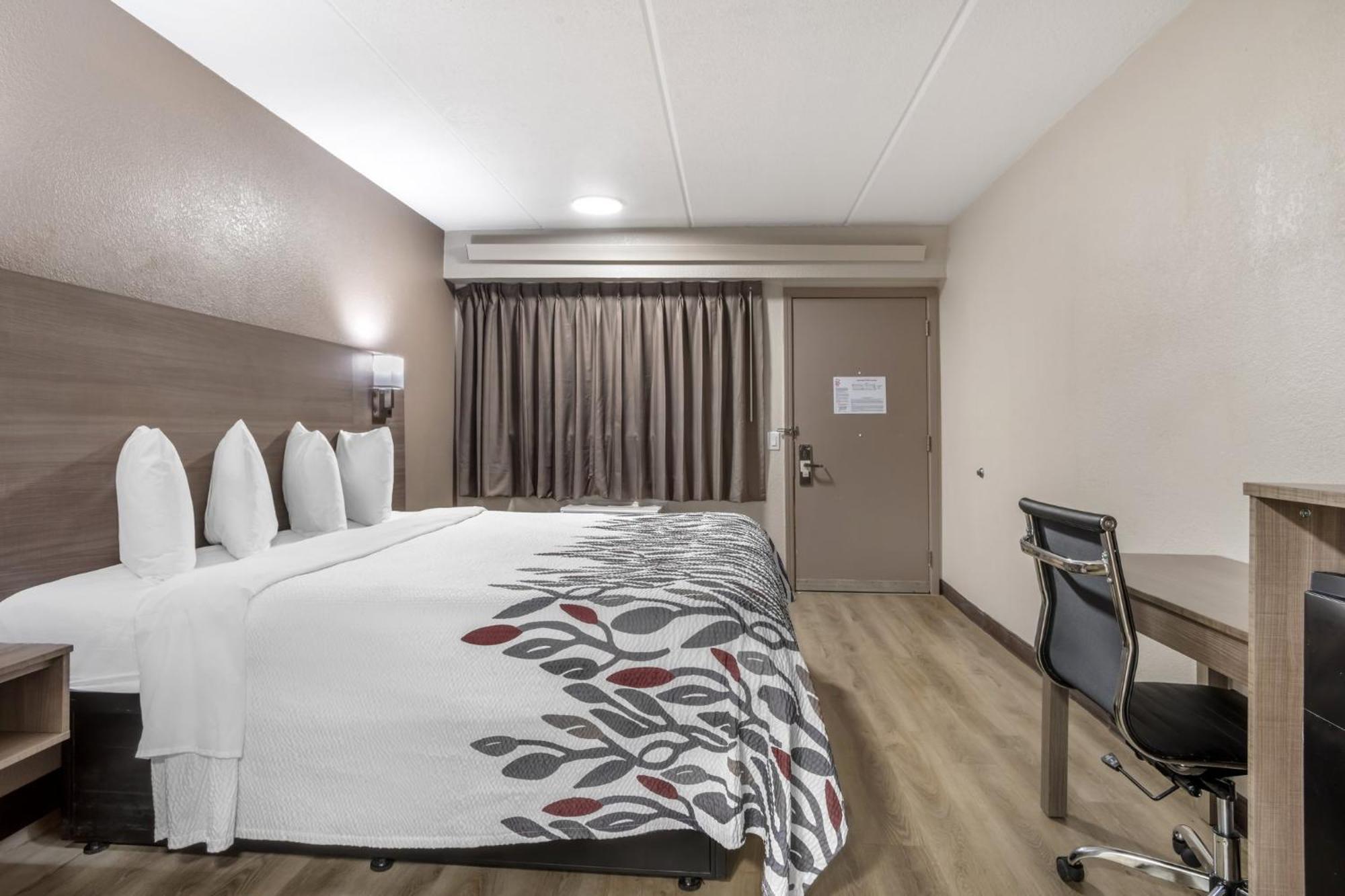 Red Roof Inn Гринвилл Экстерьер фото